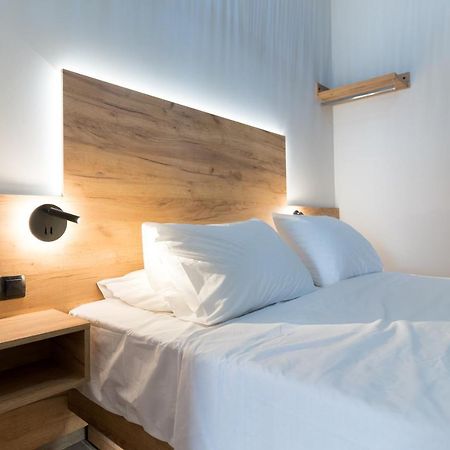 Jacuzzi Suite Piazza Dei Leoni Iraklio Eksteriør billede