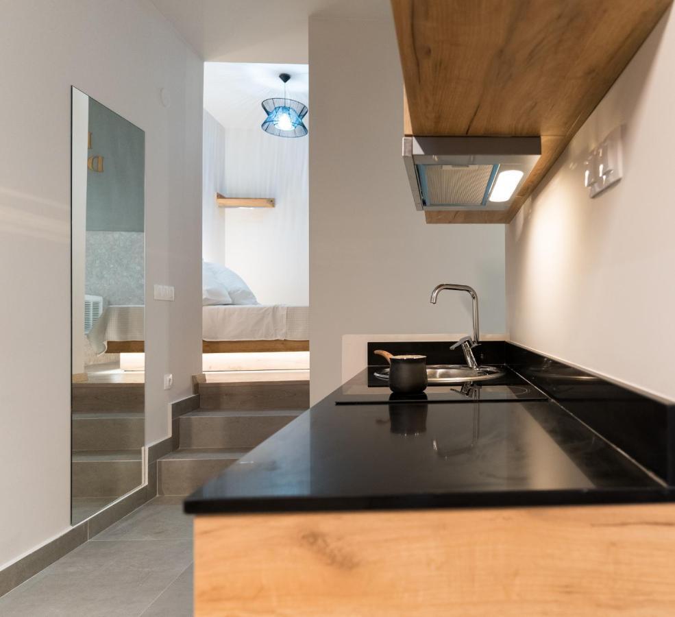 Jacuzzi Suite Piazza Dei Leoni Iraklio Eksteriør billede