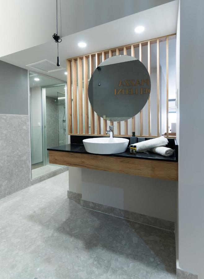 Jacuzzi Suite Piazza Dei Leoni Iraklio Eksteriør billede