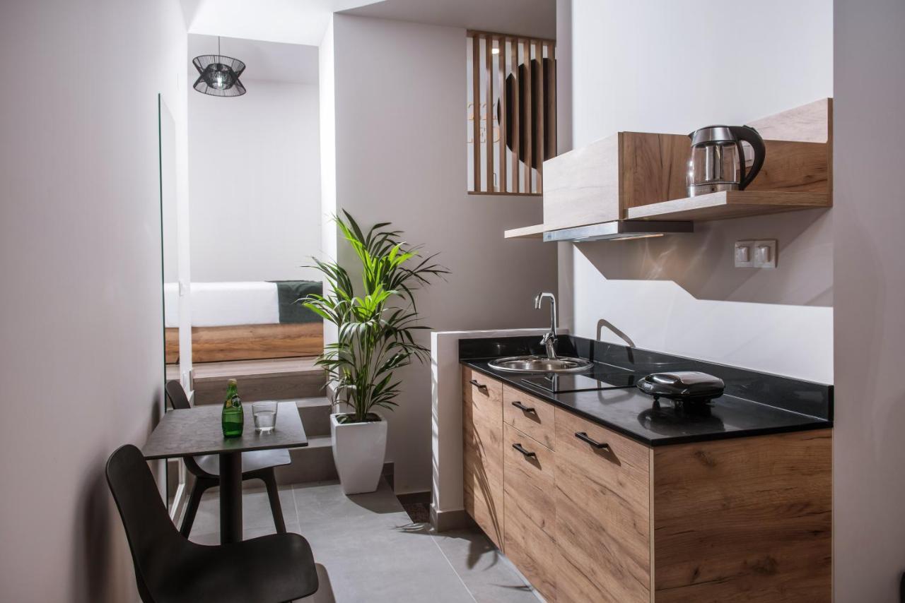 Jacuzzi Suite Piazza Dei Leoni Iraklio Eksteriør billede